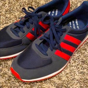 Adidas size 9.5 shoes